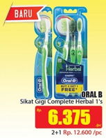 Promo Harga ORAL B Toothbrush Complete Herbal 1 pcs - Hari Hari